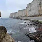 In Etretat Near Cliffs & Σπίτι διακοπών *