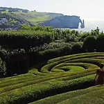 In Etretat Near Cliffs & * Bordeaux-Saint-Clair