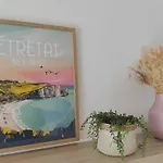 In Etretat Near Cliffs & Σπίτι διακοπών