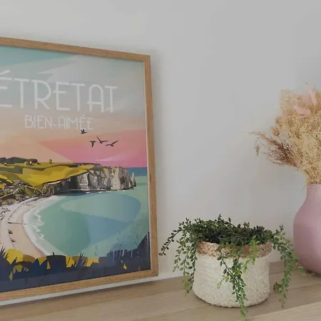 In Etretat Near Cliffs & Tatil Evi